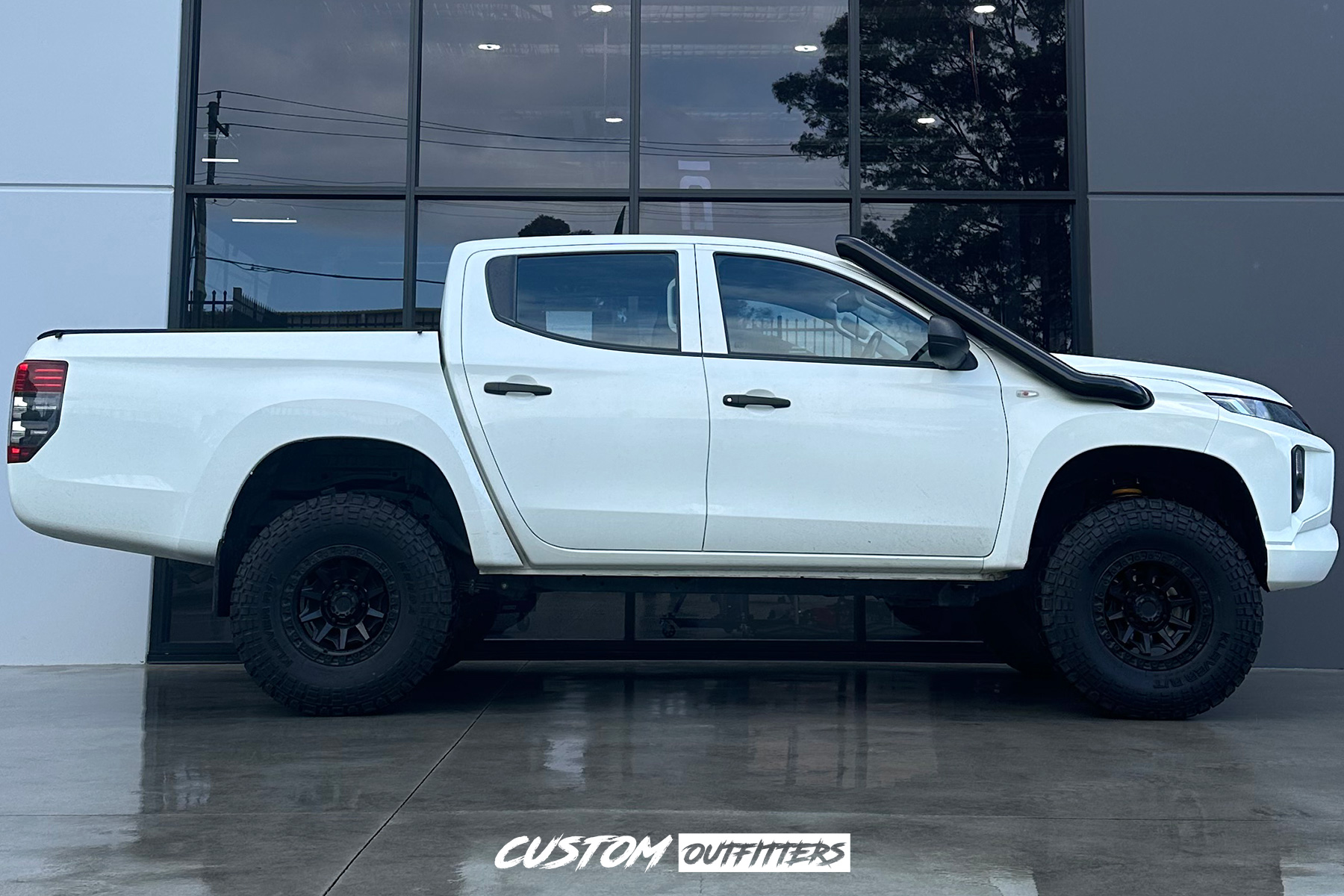 Mitsubishi Triton MR Build